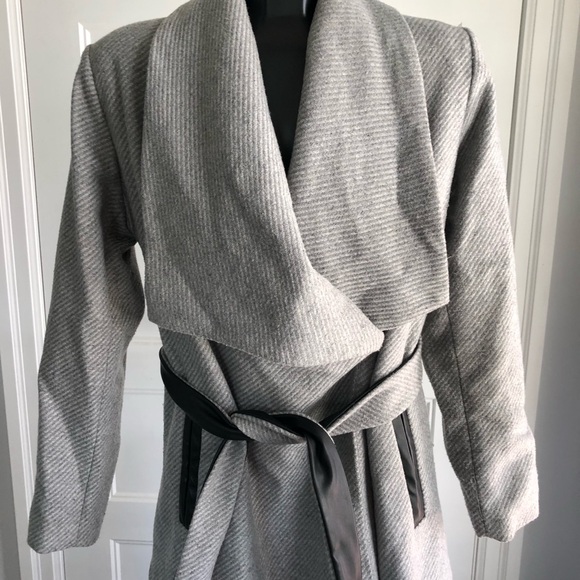 Long coat - Picture 2 of 5